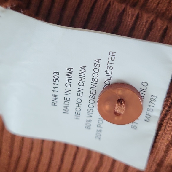 Twine and String Sweater Top - Picture 6 of 7